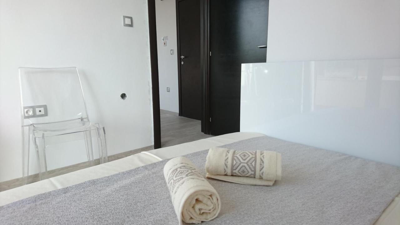 Park Apartments & Rooms Popovi Sandanski Buitenkant foto