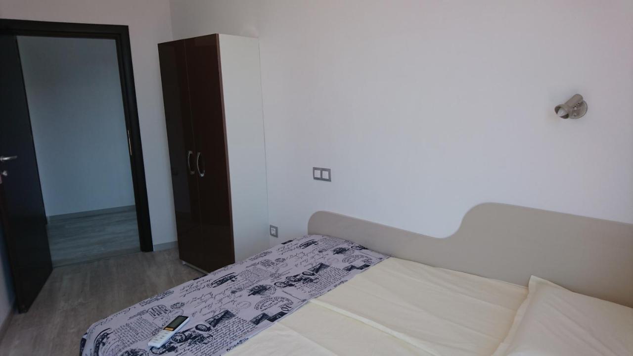 Park Apartments & Rooms Popovi Sandanski Buitenkant foto