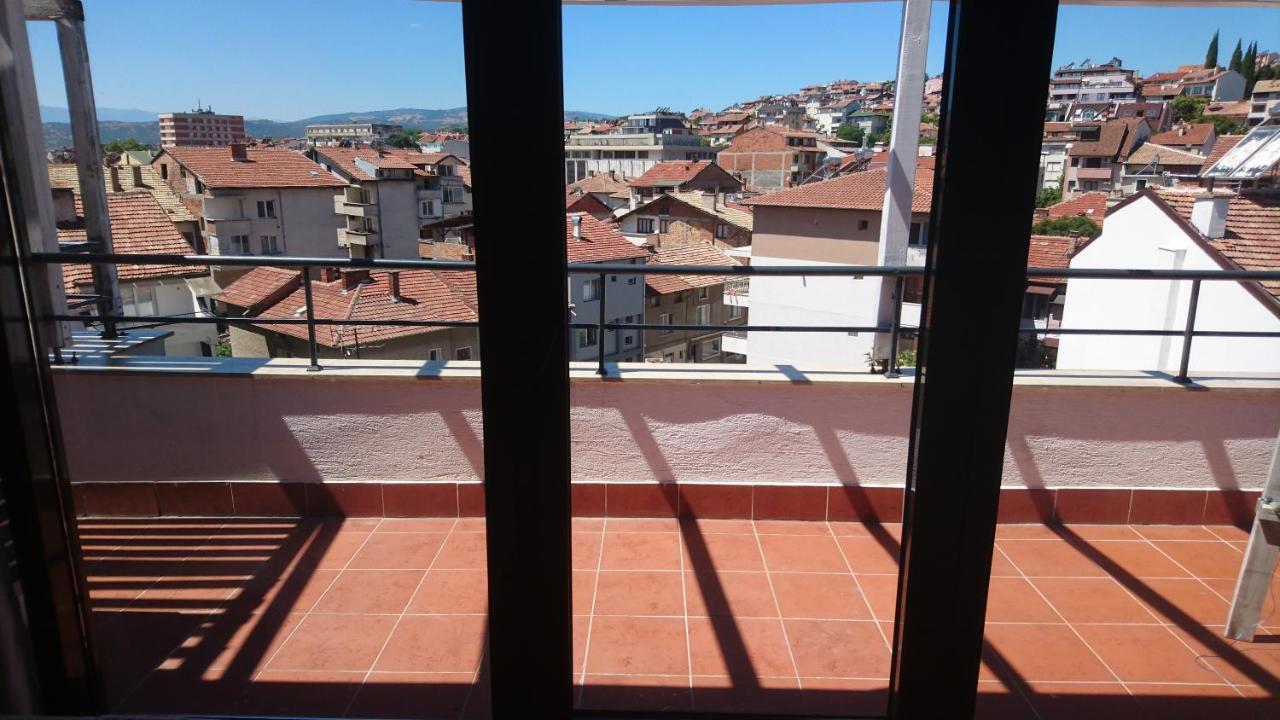 Park Apartments & Rooms Popovi Sandanski Buitenkant foto